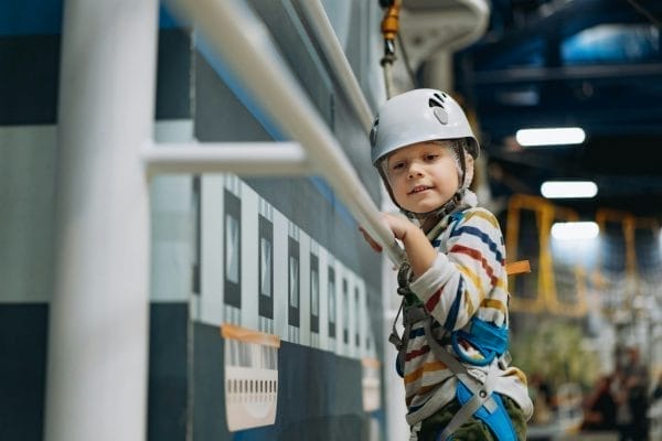 Indoor obstacle course guide