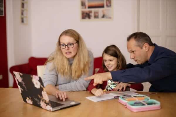 Co-Parenting Counseling: Helping Separated Parents Prioritize Their Children'S Well-Being And Maintain A Healthy Partnership 1 Co-parenting counseling